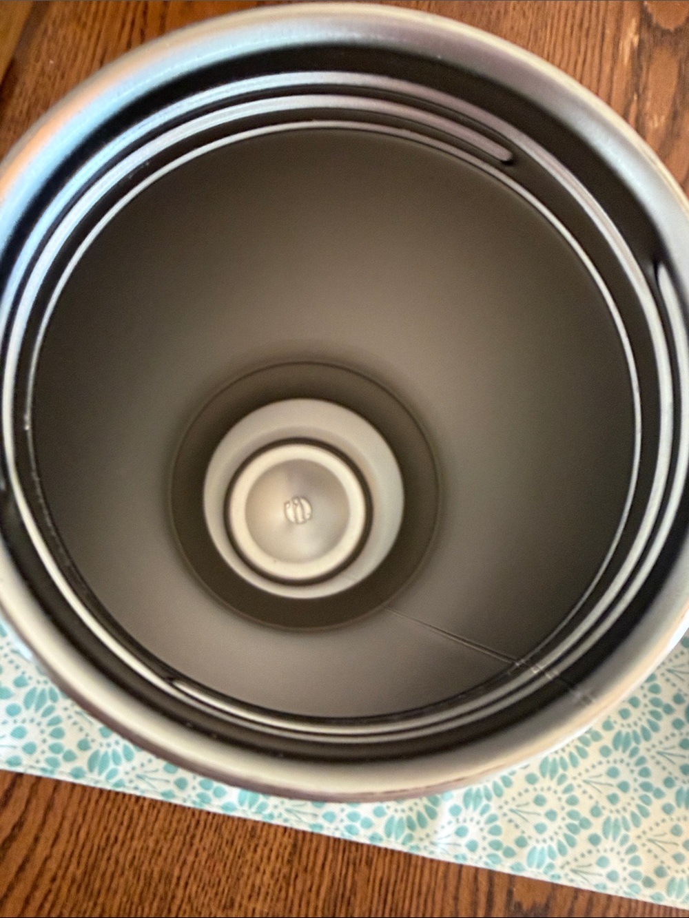 40 oz Stanley Turquoise and 30 oz Coral Insulated Travel Mugs with Handles - Picture 7 of 13
